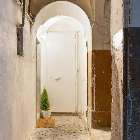 Salita Trinità Nápoles